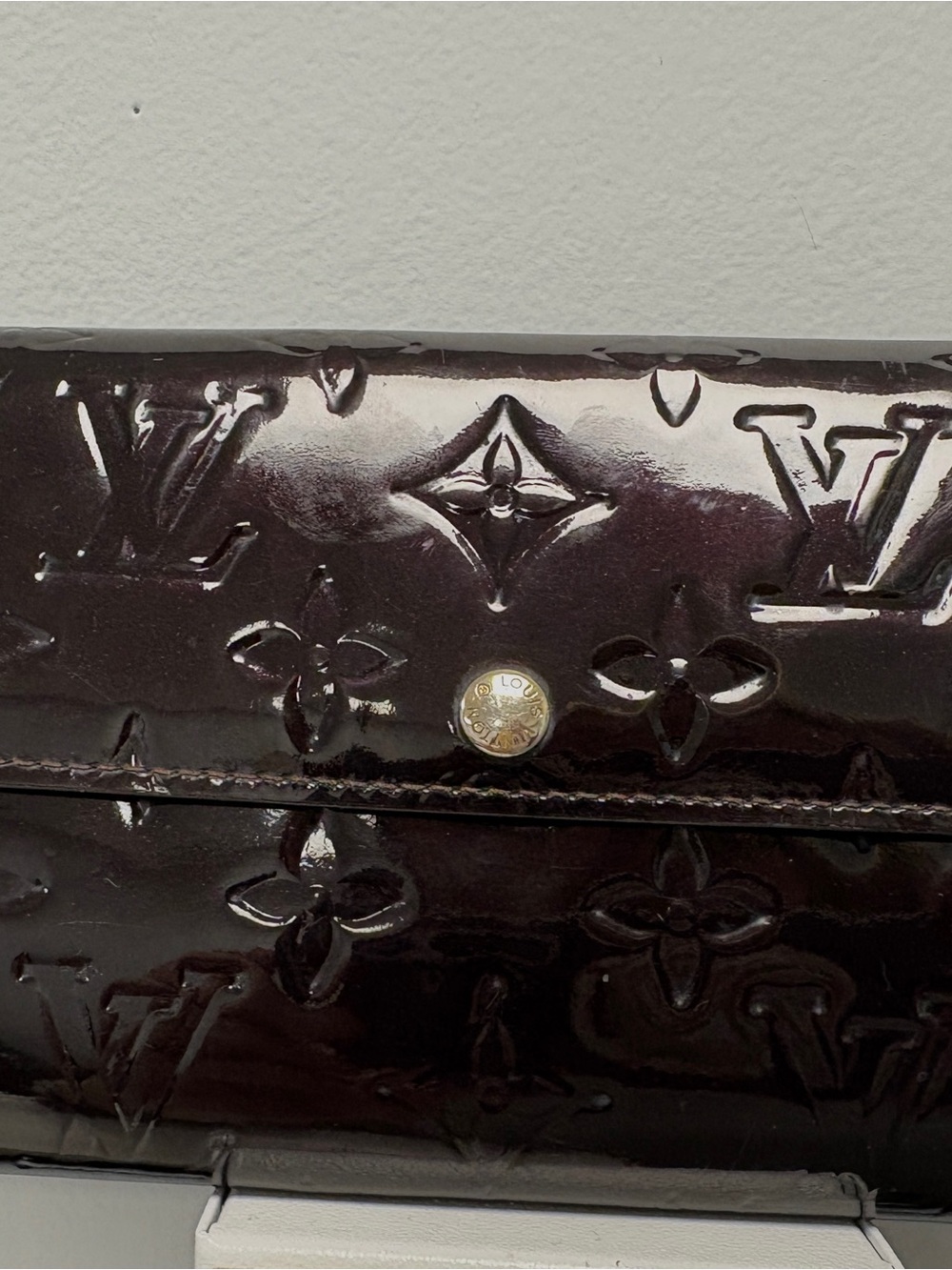 Louis Vuitton Vernis Deep Bordeaux Patent Wallet - Picture 14 of 16